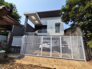 Dijual Rumah Jl. Mawar Merah Jakarta Timur